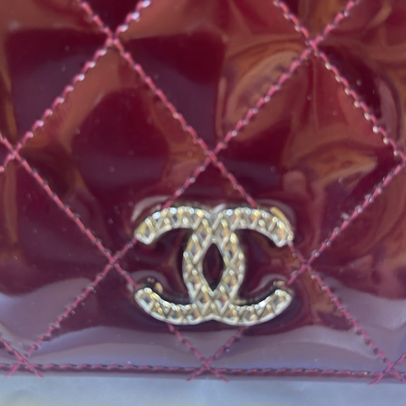 EUC Authentic Chanel Burgundy Patent Wallet / Card Holder - Picture 1 of 16